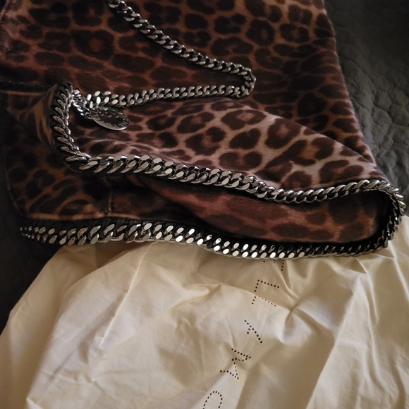 Stella McCartney Falabella Tote Bag in Leopard Print w/Chain Link Straps - Picture 9 of 13